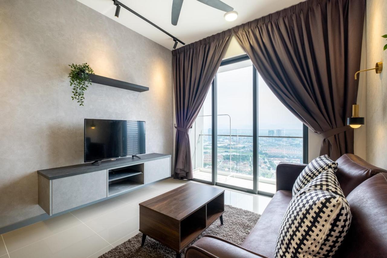 Апартаменты Contemporary United Point 6 Pax 现代风格 Desa Park & Mont Kiara Куала-Лумпур Экстерьер фото